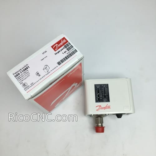 Danfoss KP36 060-110891 pressure switch.jpg Danfoss KP36 060-110891 pressure switch.jpg